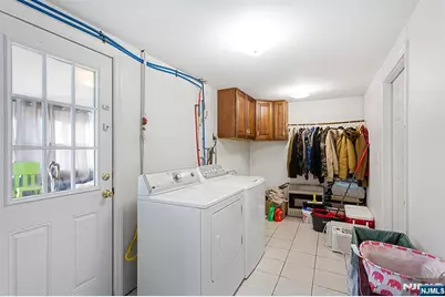 26 Voorhis Place, Pequannock Township, NJ 07444 - Photo 12