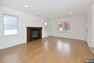 18 Ave A, Mahwah, NJ 07430 - Photo 4