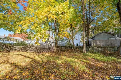 173 W Newell Avenue, Rutherford, NJ 07070 - Photo 22