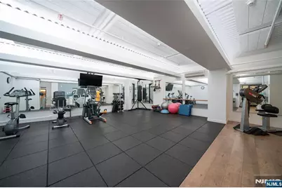 250 Gorge 14J #14J, Cliffside Park, NJ 07010 - Photo 40