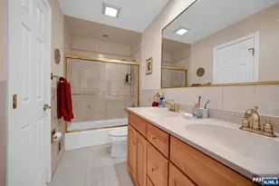 42 Sussex Dr, West Milford, NJ 07480 - Photo 20