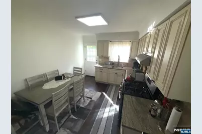 67 Sherwood Avenue, Haledon, NJ 07508 - Photo 8