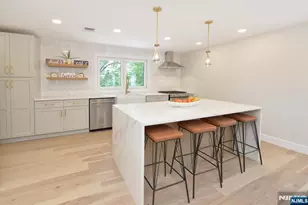 72 Roosevelt St, Cresskill, NJ 07626 - Photo 8