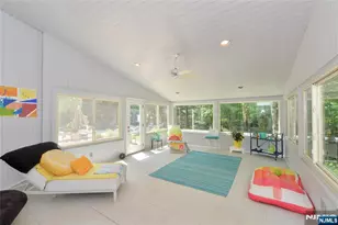 21 Hunter Ridge, Woodcliff Lake, NJ 07677 - Photo 8