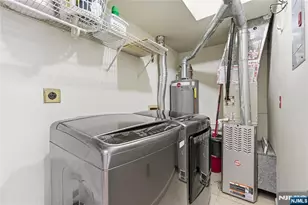 75 Quartz Ln, Paterson, NJ 07501 - Photo 24