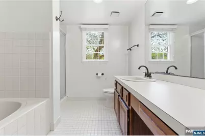 75 Quartz Lane, Paterson, NJ 07501 - Photo 18