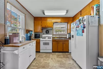 466 &amp; 468 Market, Elmwood Park, NJ 07407 - Photo 8