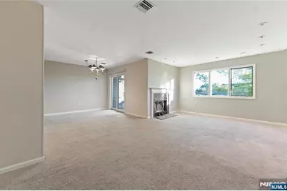 410 Heights Drive 8 #8, Haledon, NJ 07508 - Photo 6