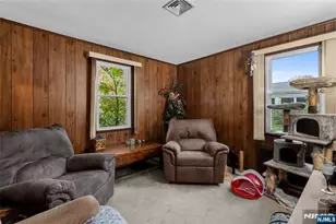 31 Rollins Ave, Clifton, NJ 07011 - Photo 14