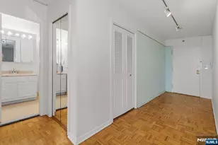 160 Overlook 4-B, Hackensack, NJ 07601 - Photo 14