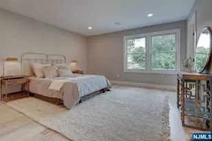 81 Mission St, Montclair, NJ 07042 - Photo 22