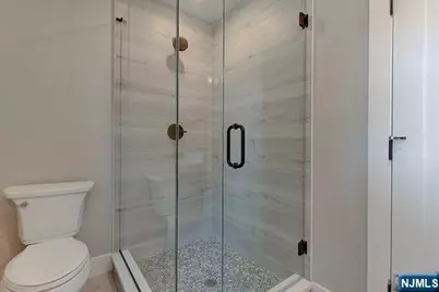 81 Mission Street, Montclair, NJ 07042 - Photo 10