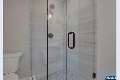 81 Mission Street, Montclair, NJ 07042 - Photo 24