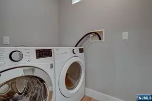 81 Mission St, Montclair, NJ 07042 - Photo 16