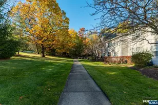 11 Parkside Ct, Wayne, NJ 07470 - Photo 18