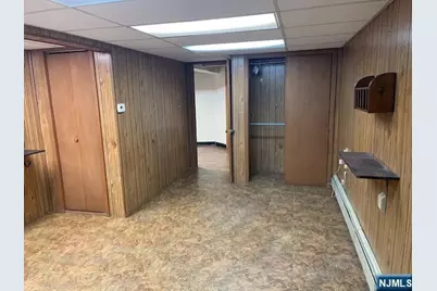 49 Hawthorne Avenue, Clifton, NJ 07011 - Photo 18