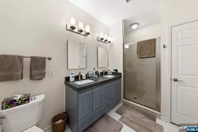 2219 Riverview Avenue 219 #219, Englewood, NJ 07631 - Photo 18