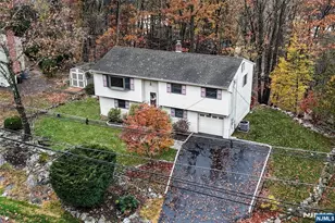 24 Fountain Dr, Ringwood, NJ 07456 - Photo 4