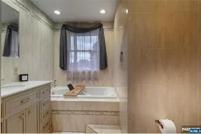 286 Spruce Avenue, Emerson, NJ 07630 - Photo 22