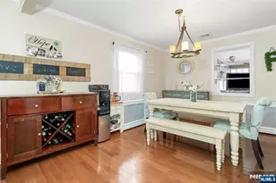 21 Sunrise Ave, Bloomingdale, NJ 07403 - Photo 10