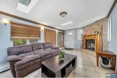 66 Leonard Terrace, Wayne, NJ 07470 - Photo 6