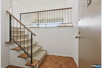 4 Horizon Road 627 #627, Fort Lee, NJ 07024 - Photo 16