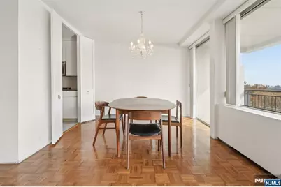 4 Horizon Road 627 #627, Fort Lee, NJ 07024 - Photo 10