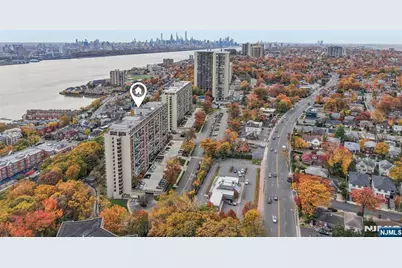 4 Horizon Road 627 #627, Fort Lee, NJ 07024 - Photo 30