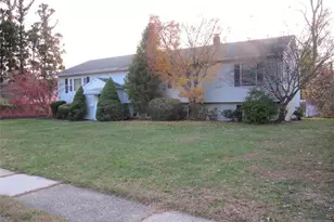 37 Atwood Pl, Wayne, NJ 07470 - Photo 2