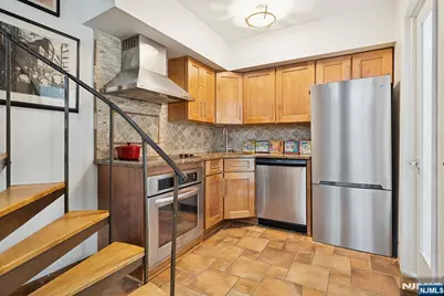 54-60 McWhorter 108 #108, Newark, NJ 07105 - Photo 10