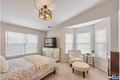 901 Hawley Court, Denville, NJ 07834 - Photo 18