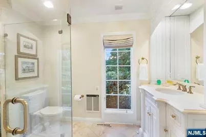 2 Canoe Lane, Roseland, NJ 07068 - Photo 18