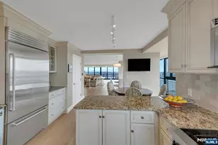 1500 Palisade Ave 15F, Fort Lee, NJ 07024 - Photo 14