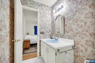 2 Allison Ct, Allendale, NJ 07401 - Photo 30