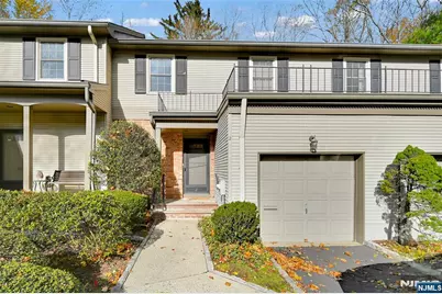 2 Allison Court, Allendale, NJ 07401 - Photo 4