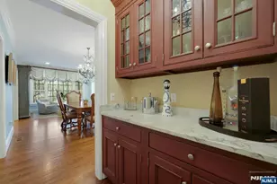 278 Crest Pl, Franklin Lakes, NJ 07417 - Photo 8