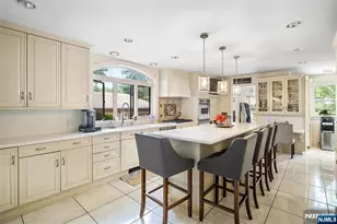 290 Clinton Pl, Hackensack, NJ 07601 - Photo 14