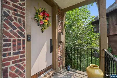 290 Clinton Place, Hackensack, NJ 07601 - Photo 6