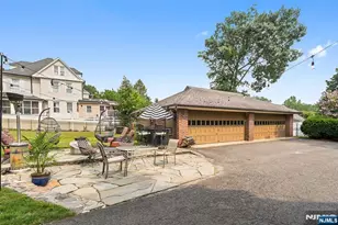 290 Clinton Pl, Hackensack, NJ 07601 - Photo 38