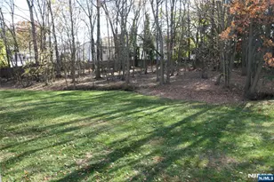 485 Saddle River Road 13, Saddle Brook Township, NJ 07663 - Photo 14