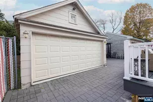 562 Oregon Ave, Cliffside Park, NJ 07010 - Photo 28
