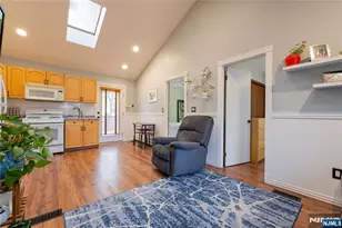 124 Lower Notch Rd, Little Falls Township, NJ 07424 - Photo 14