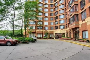 100 Old Palisade Road 2312, Fort Lee, NJ 07024 - Photo 16