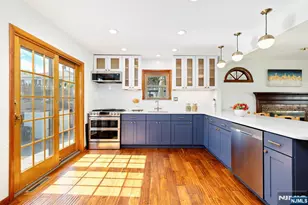 4 Gail Pl, Secaucus, NJ 07094 - Photo 20