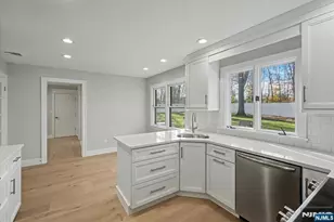 567 Echo Glen Ave, River Vale Township, NJ 07675 - Photo 10