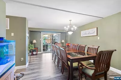 239 Lexington Avenue, Paterson, NJ 07502 - Photo 10