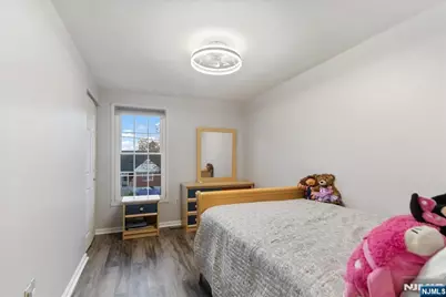 239 Lexington Avenue, Paterson, NJ 07502 - Photo 24