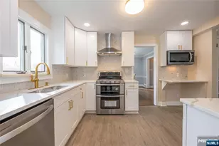 211 Conway Ct, South Orange, NJ 07079 - Photo 10