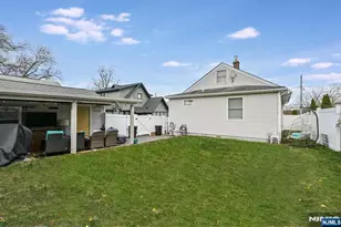 19 Pearl St, Bloomingdale, NJ 07403 - Photo 4