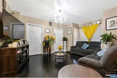 338-340 Manson Place, Plainfield, NJ 07063 - Photo 6